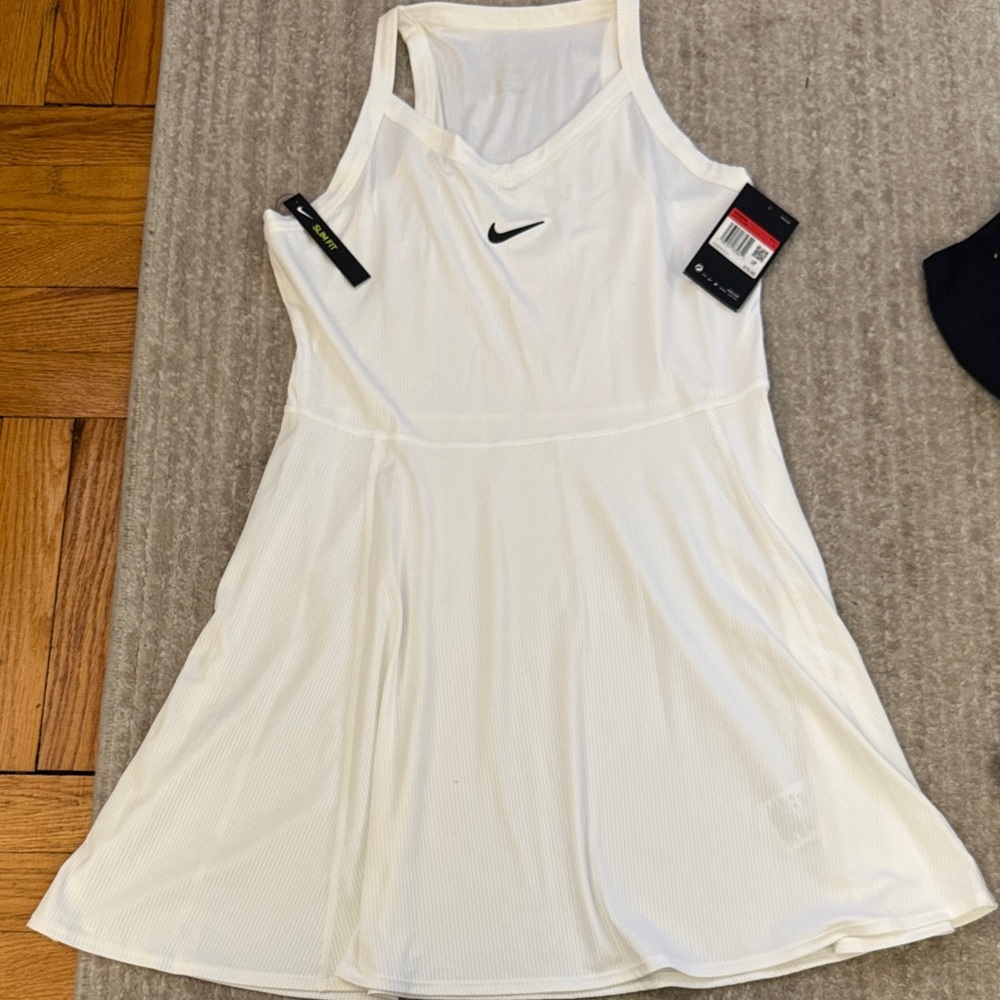 Nike slim dry fit white tennis dress
